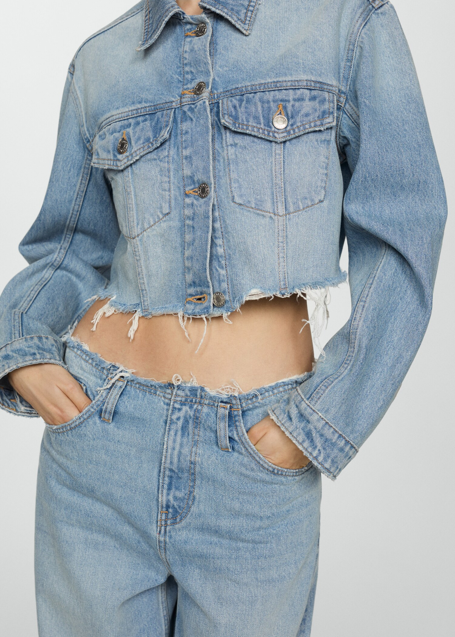 Wideleg jeans with frayed hem - Woman | MANGO USA | MANGO (US)