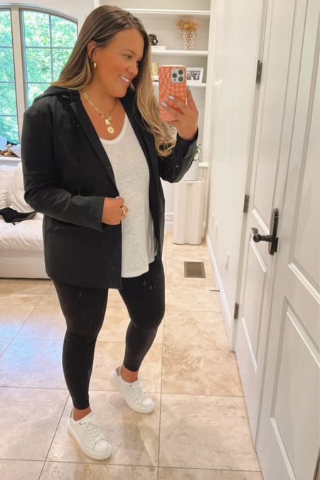 The most underrated item of the sale! This sold out first day last year and here’s why: it’s an activewear blazer. with a hood! One of my favorite things in my closet. size L 

#LTKxNSale #LTKsalealert