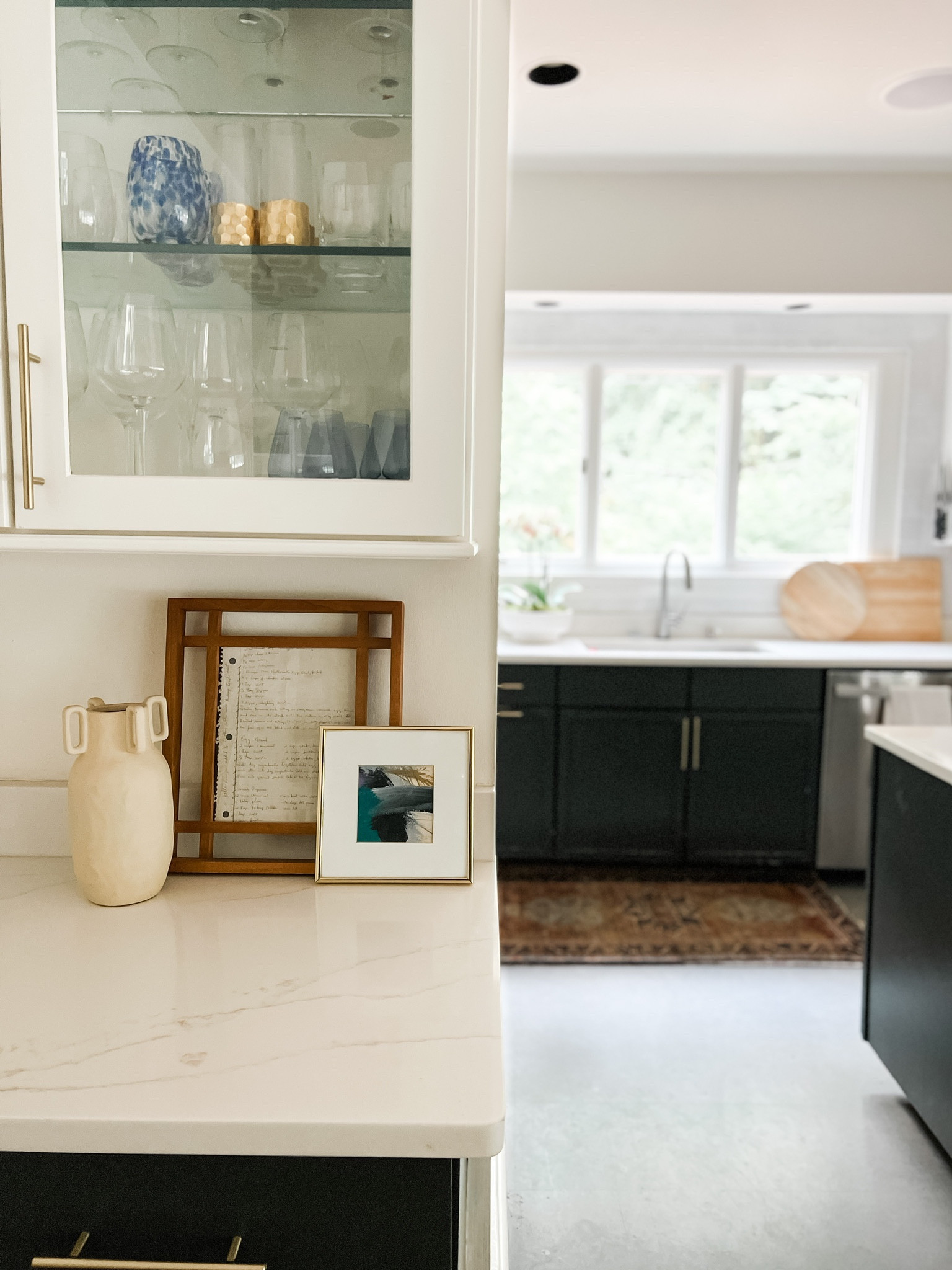 Pretty vase I recently got from Amazon! I love using these to accent a space 👏🏼

Budget friendly home decor, vases, flower vase, neutral vase, decorative vase, decorative accessories, neutral home decor, bookcase decor, entryway decor, transitional decor, modern home, traditional home, style tip, Amazon, Amazon home, Amazon must haves, Amazon finds, Amazon home decor, Amazon furniture #amazon #amazonhome


#LTKstyletip #LTKunder50 #LTKhome