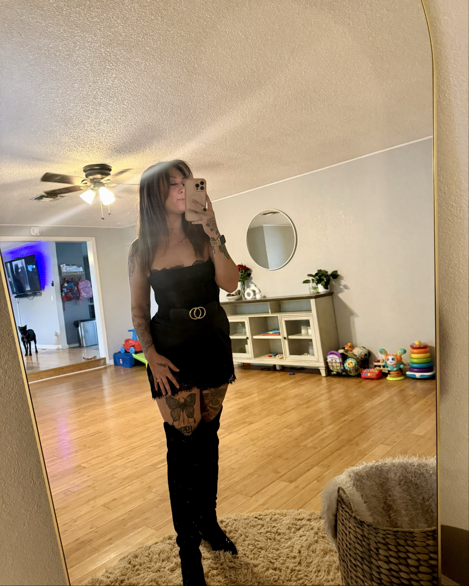 Nothing like an all black fit 🖤

#LTKgrwm #LTKootd #LTKMidsize