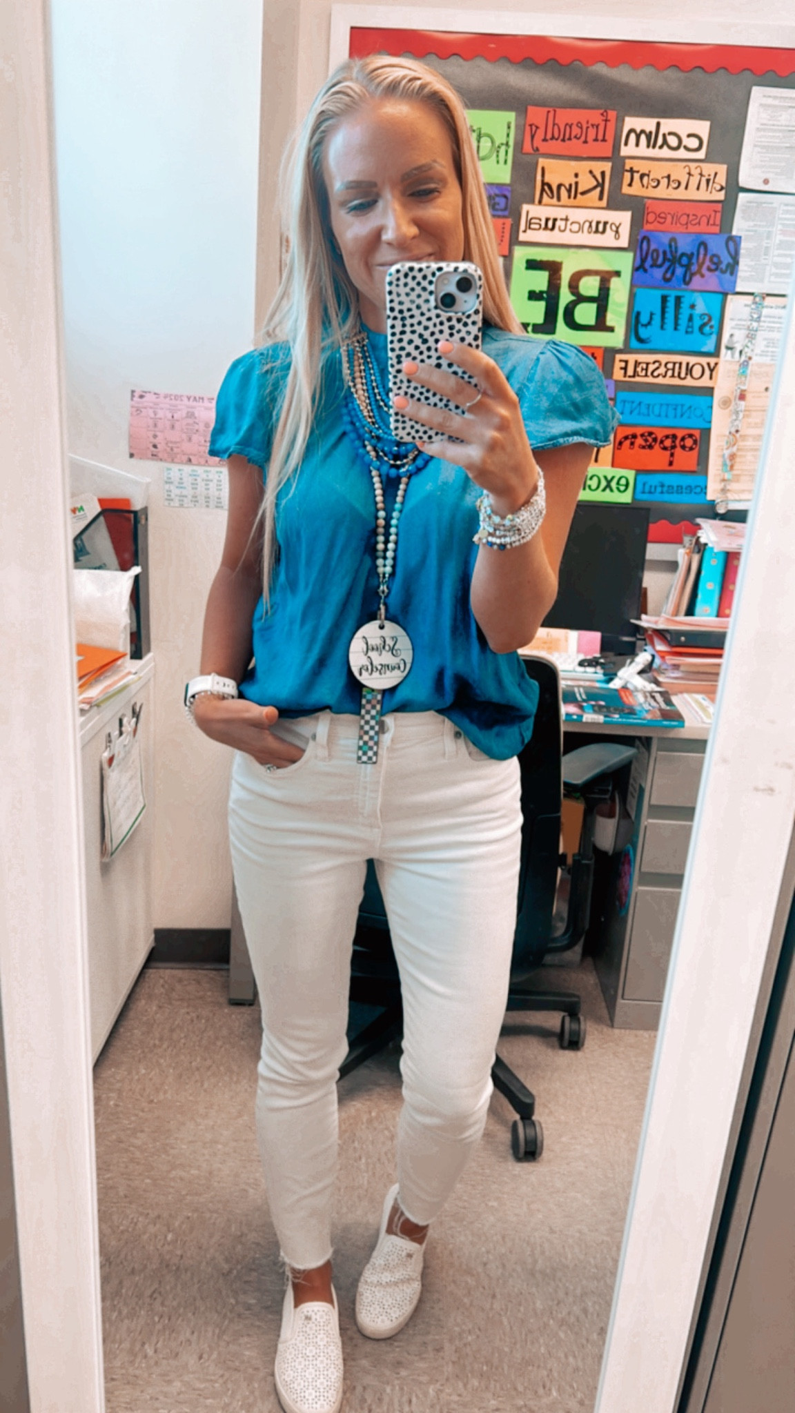 JCrew White jeans I’m in size LOFT Denim top size XS 
Michael Kors White slip on’s Size 6

#LTKWorkwear #LTKStyleTip #LTKSummerSales