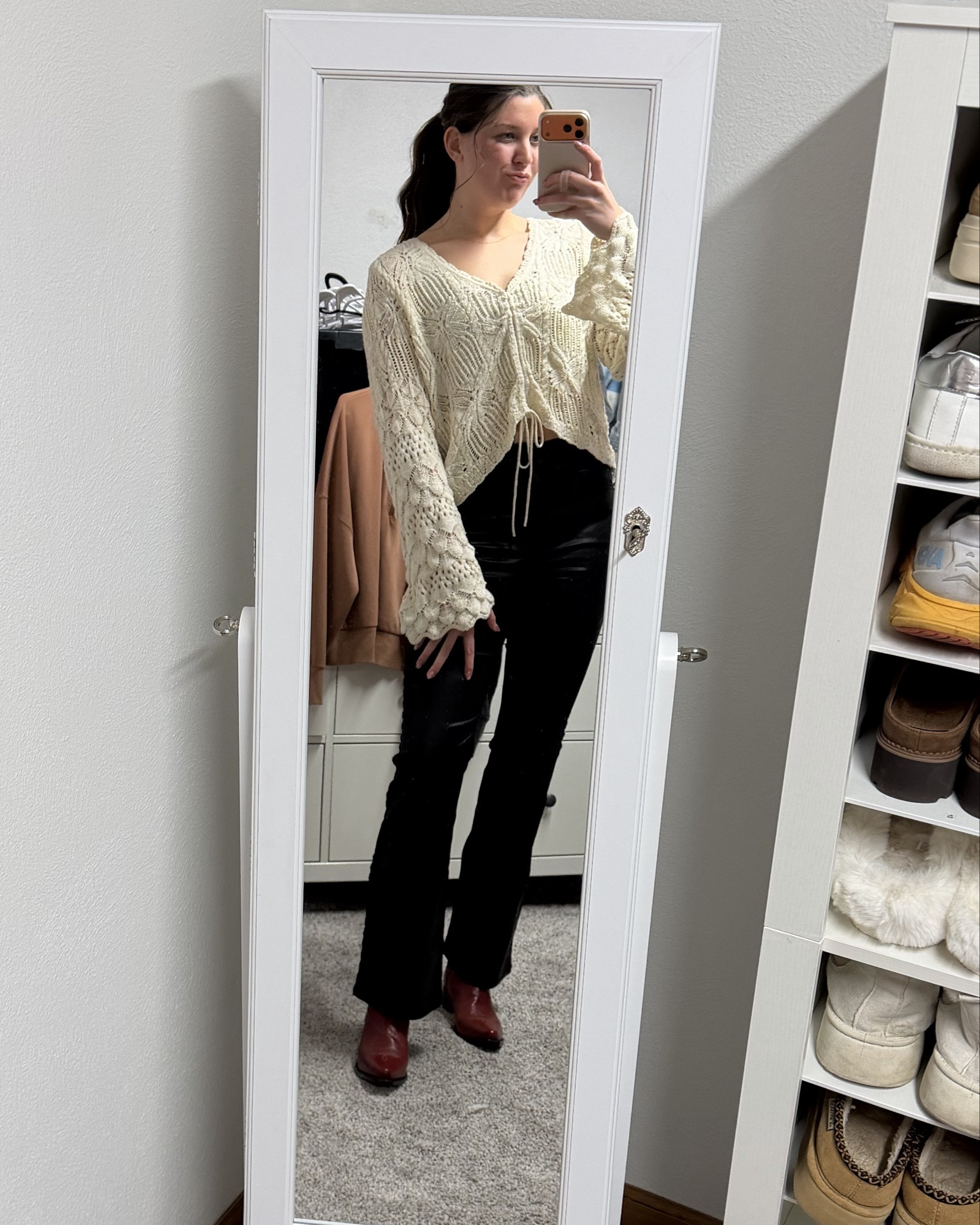 COJO concert OOTD!!! 👢🤠 oh my GOSH I am in love with these red boots 😍 everything is from boot barn!! 💛🧸

#LTKgrwm #LTKootd #LTKTall