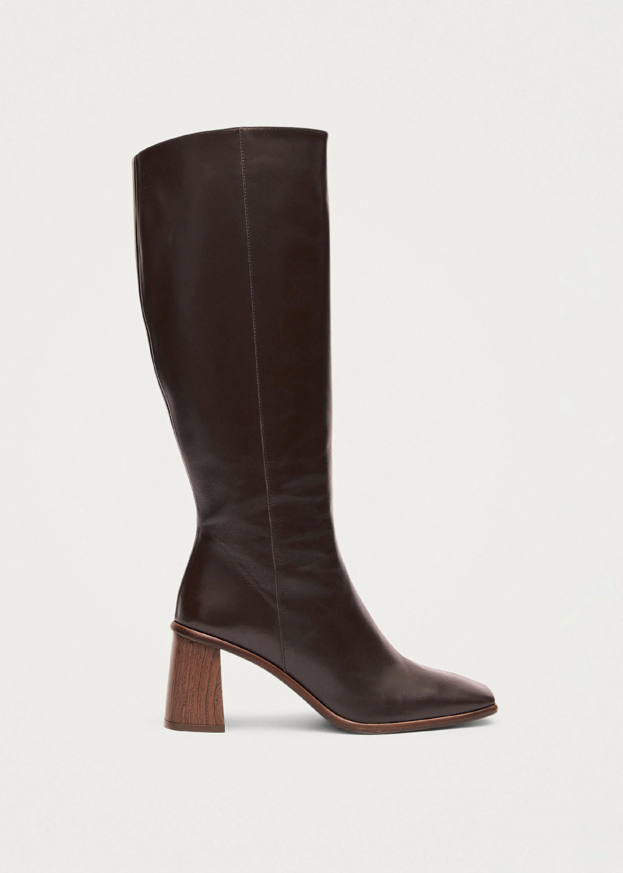 East Brown knee-high boots | ALOHAS | Alohas US