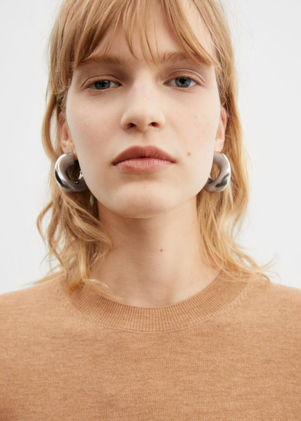 Metallic hoop earrings -  Women | Mango USA | MANGO (US)