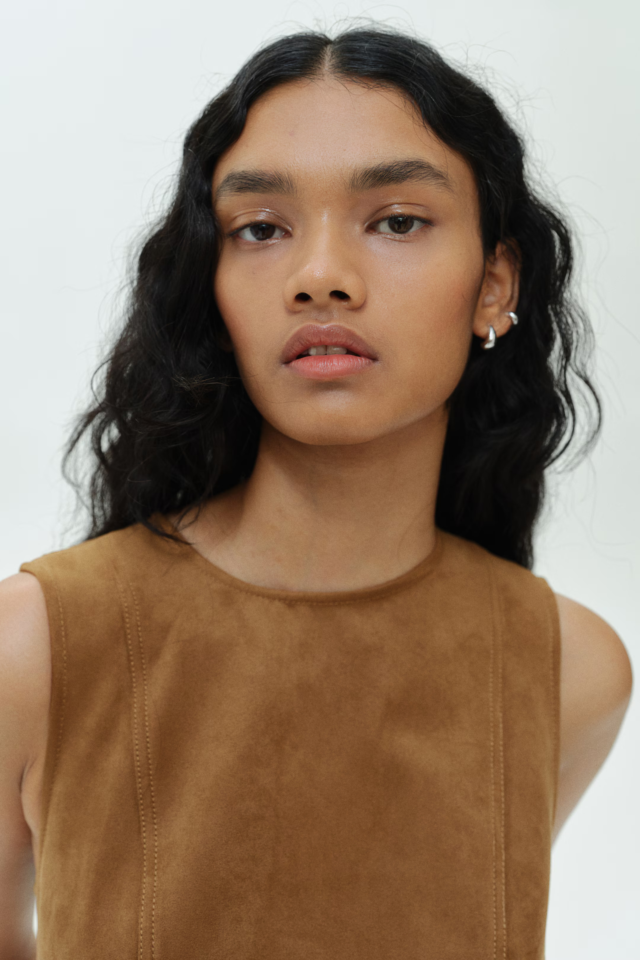 Vestido evasé de sarga | H&M (FR, IT, ES, PT, BE)