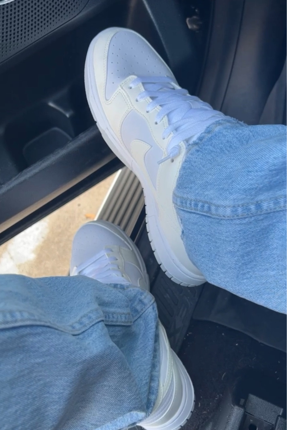 These dunks though 🔥🔥🔥

#LTKSeasonal #LTKfit #LTKcurves