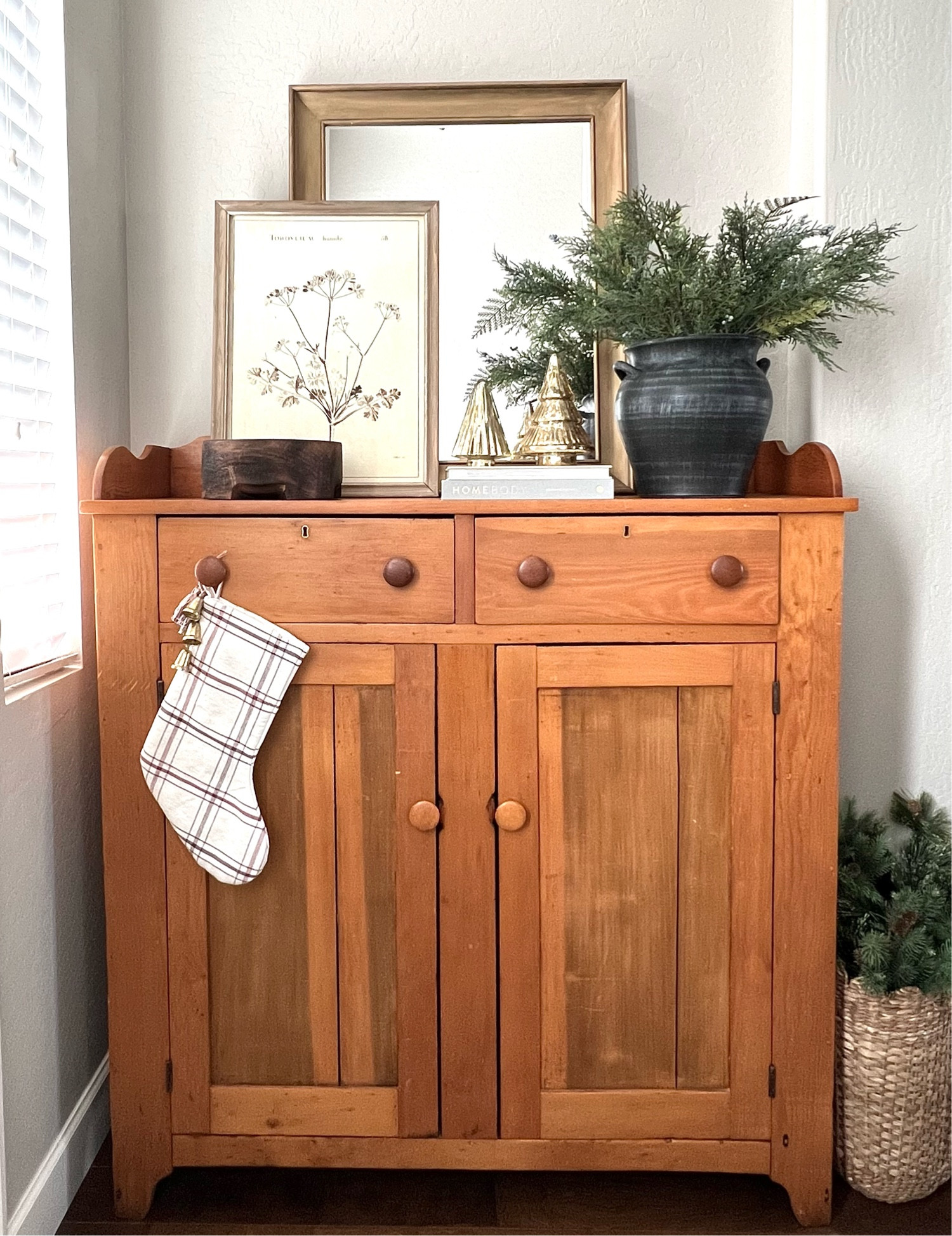 Holiday entryway decor- Christmas, Studio McGee, Potterybarn, terracotta vase, wooden bowl, cypress and juniper stem, gold framed mirror, antique pine cupboard, holiday plaid stocking, botanical print, mercury glass Christmas tree, wicker basket, gift list, gift guide

#LTKHoliday #LTKstyletip #LTKhome