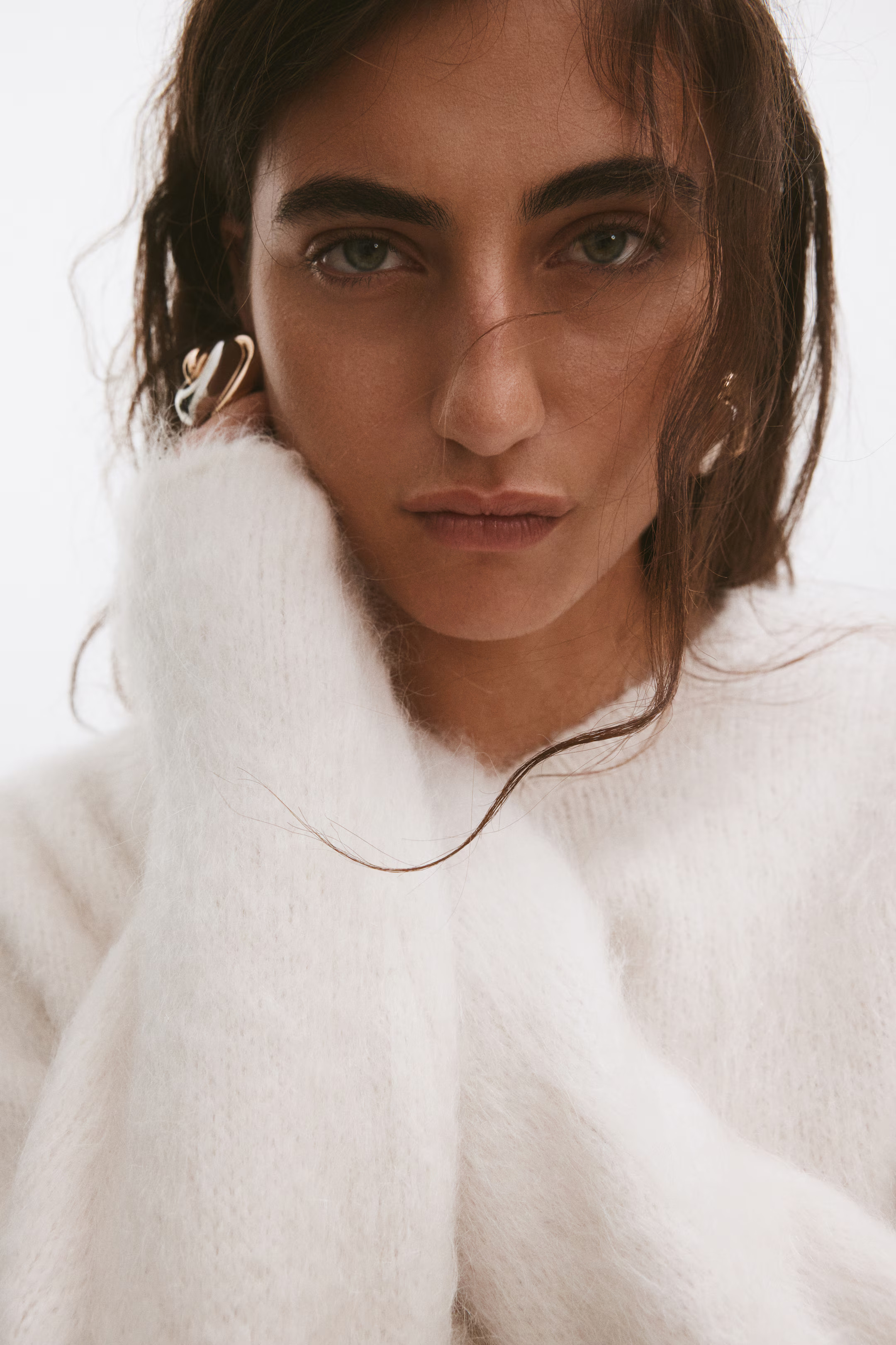 Zweifarbige Ohrringe - Goldfarben/Silberfarben - Ladies | H&M AT | H&M (DE, AT, CH, NL, FI)