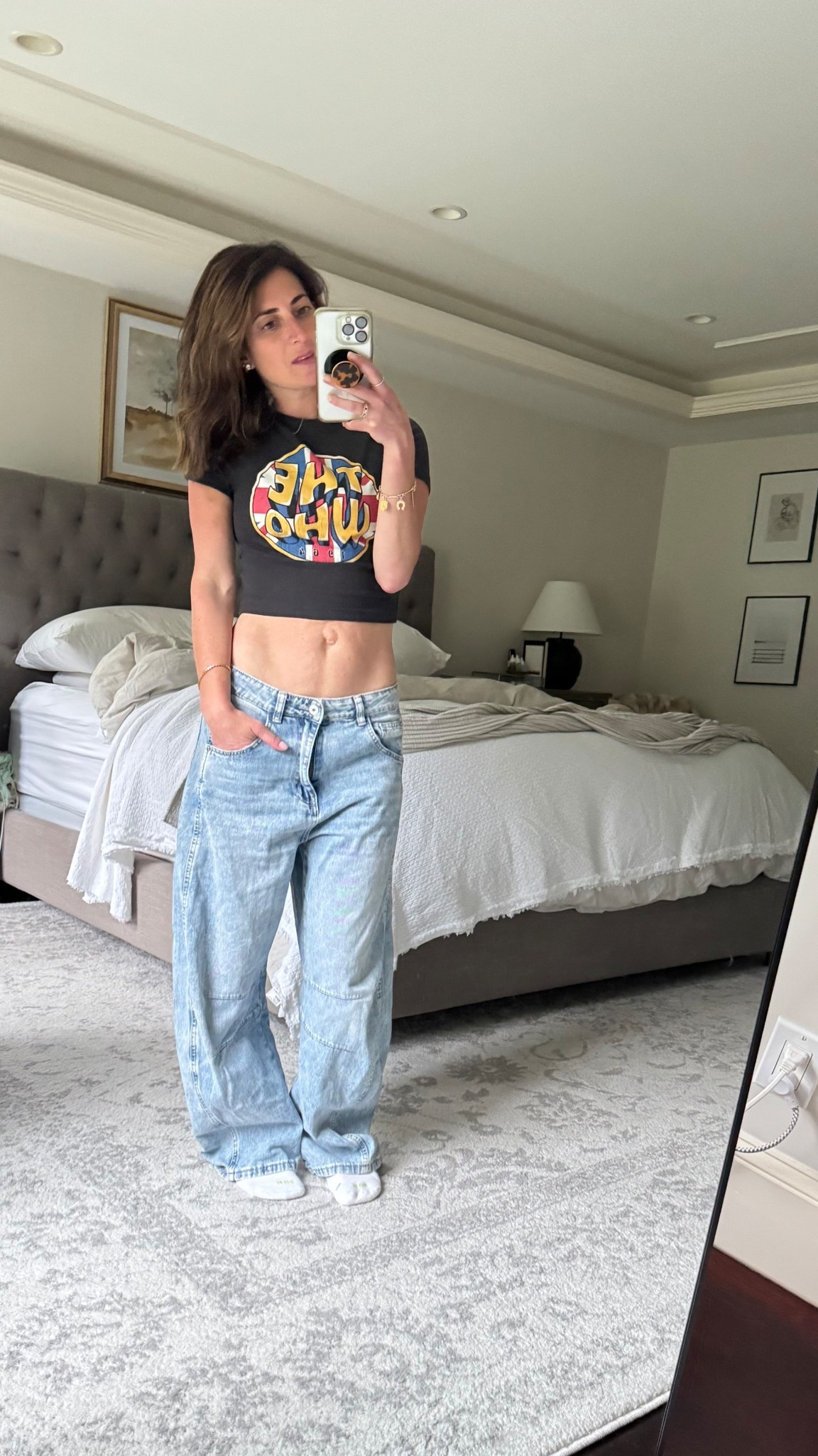 Low rise baggy parachute pants cropped graphic tee early fall outfit 

#LTKPetite #LTKFindsUnder50 #LTKSeasonal