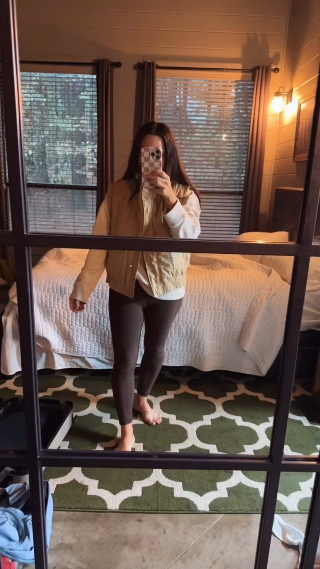 🍂 layered cozy Fall chic outfit 🍂

Fall vest, cozy soft sweatshirt, oversized sweatshirt, affordable fashion, Walmart fashion, Amazon fashion, waterproof boots, hiking boots, glamping outfit, fleece lined leggings, 

#LTKSeasonal #LTKFindsUnder50 #LTKSaleAlert