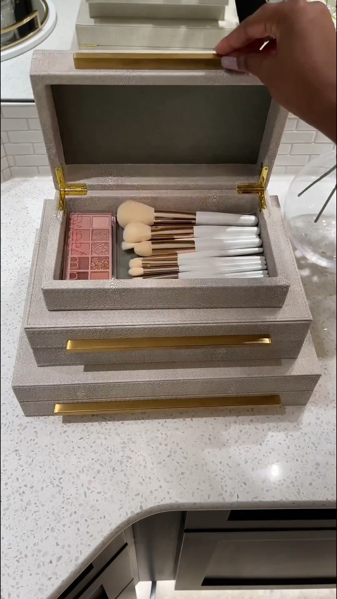 When I first got these, I was blown away by the exceptional quality—these boxes are absolutely stunning and so beautifully made! 💕 Don’t hesitate to treat yourself; they’re worth every penny, and you deserve something this nice! ✨ #TreatYourself #QualityFinds

#LTKHome #LTKStyleTip #LTKSaleAlert