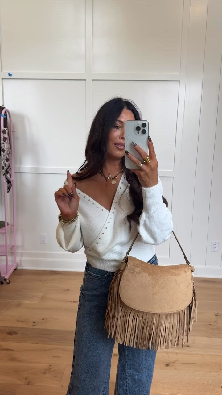 Walmart fall fashion is SO good right now! 🍂🤎 I found so many amazing new fall pieces—from cozy sweaters and cardigans to wide-leg jeans, cargo pants, fall dresses and easy everyday basics. These Walmart fall outfits are perfect for work, weekends, date nights, family pictures and everything in between! 
#WalmartFashion #WalmartFinds #WalmartStyle #LTKFall #LTKFashion #FallFashion #FallOutfits #AffordableFashion #FallWardrobe #FallStyle #WalmartHaul #FallOutfitIdeas #SweaterWeather #WideLegJeans #FallDresses

#LTKootd #LTKgrwm #LTKOver40