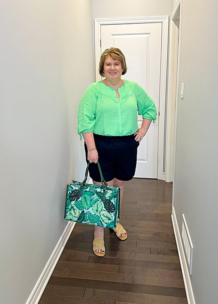 Summer outfit. Linen shorts, gauze blouse, raffia sandals and canvas tote. All from @talbots
#talbots
#summeroutfit
#linenshorts
#casualoutfit
#plussizepetite
#plussize
#petiteover50
#ltkover50

#LTKstyletip #LTKcanada #LTKplussize