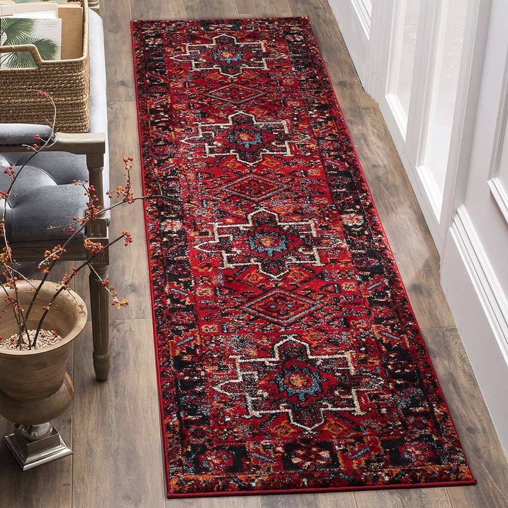 SAFAVIEH Vintage Hamadan Collection Runner Rug - 2'3" x 8', Red & Multi, Oriental Traditional Per... | Amazon (US)