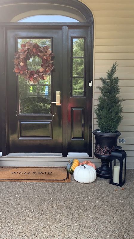 #frontporch #fallfrontporch #frontporchdecor #fallfrontporchdecor #falldecor #fallhome #fallhomedecor #amazonhome #amazon #founditonamazon #target #targetstyle #michaels #walmart #walmarthome

#LTKSeasonal #LTKHalloween #LTKhome