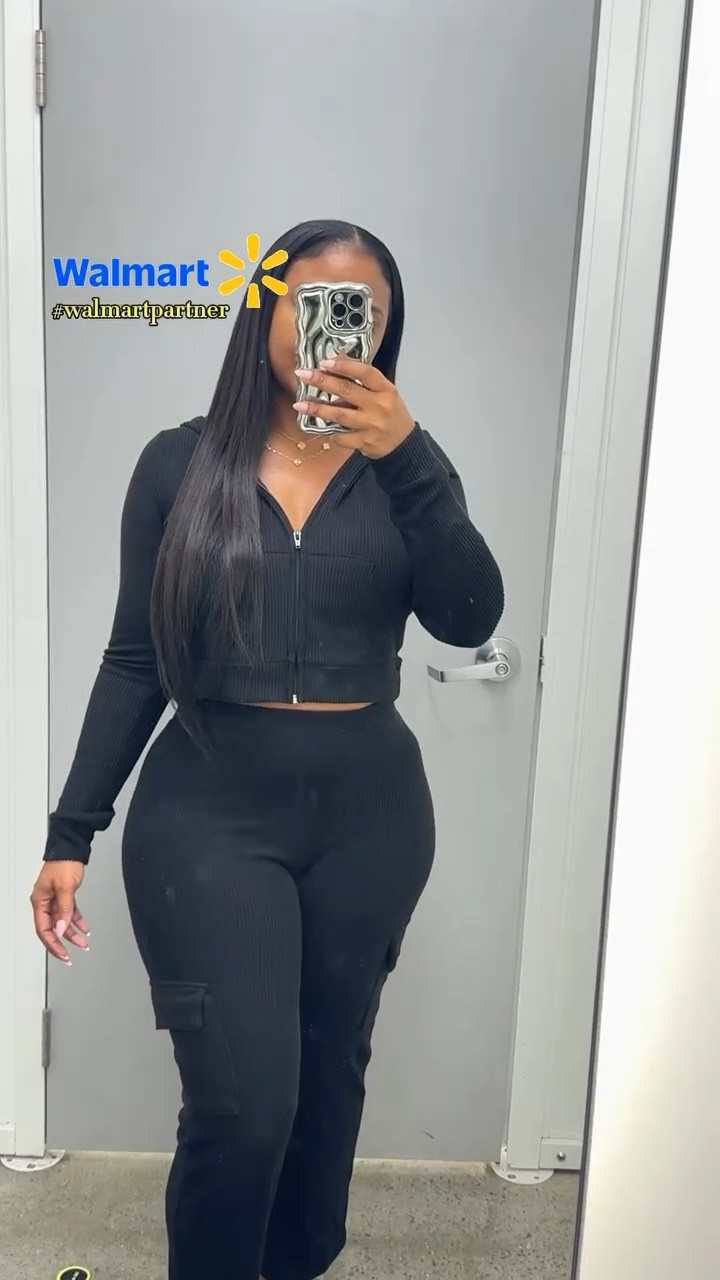 Walmart Set find👌🏾

#walmartpartner Type the word ( Walmart ) below to receive a DM with the 🔗 to shop this post on my LTK @shop.ltk #liketkit 

💙Outfit details 💙
No Boundaries Brushed Ribbed Zip-Up Hoodie and Flare Pants Set, 2-Piece, Women’s 

 💙Size details 💙
XS-XXL Set, 2-Piece, Women’s comes in 4 colors 

💙I’m so excited to partner with Walmart to showcase their women’s fashion apparel for this Fall and winter !

🛍️@walmartfashion 

While shopping at Walmart recently, I found some trendy sets that I knew you ladies would absolutely love.  #walmartfashion 

The best part? All of these items come in a variety of sizes and colors, so there’s something for everyone!

https://liketk.it/5npZn
walmart two piece  set
walmart fashion finds black girl
walmart fashion finds 2025
walmart must have 
walmart summer 2025
clothes