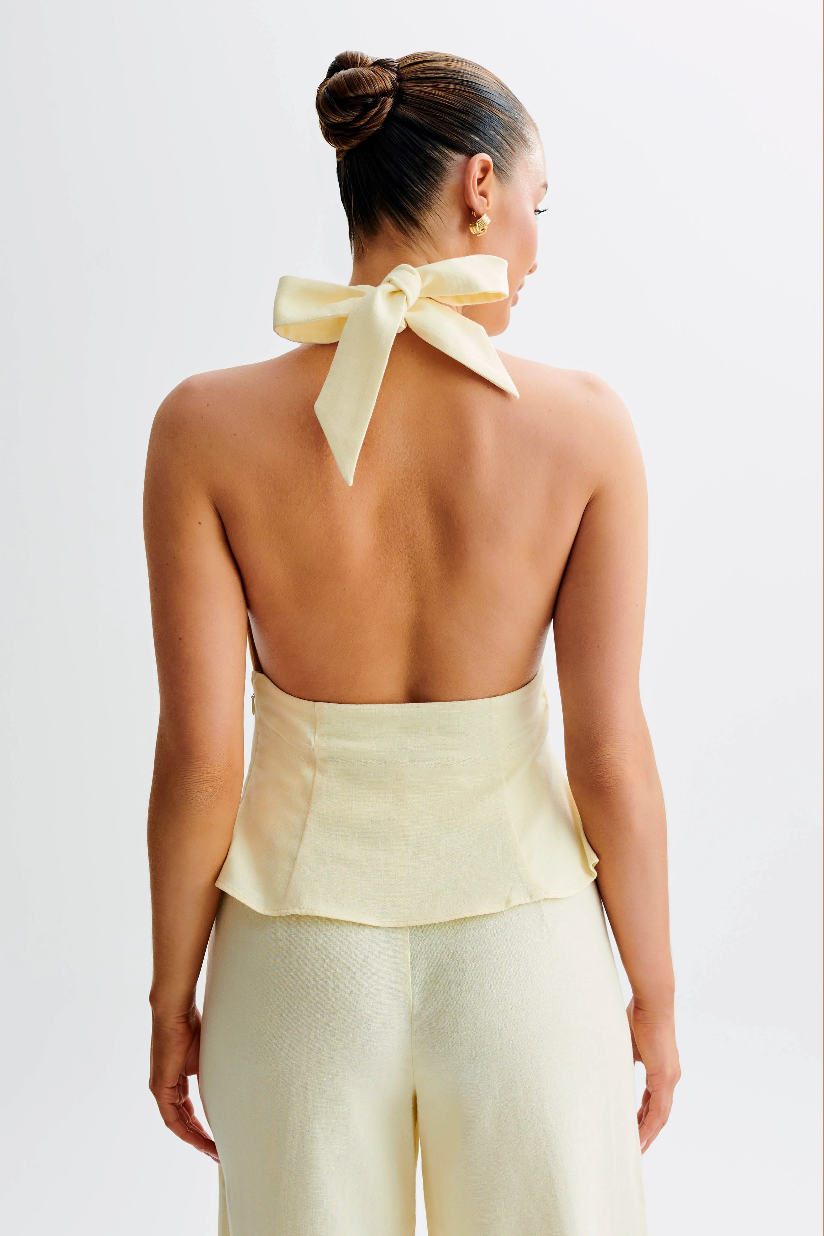 Delfina Linen Halter Top - Lemon Sherbet | MESHKI US