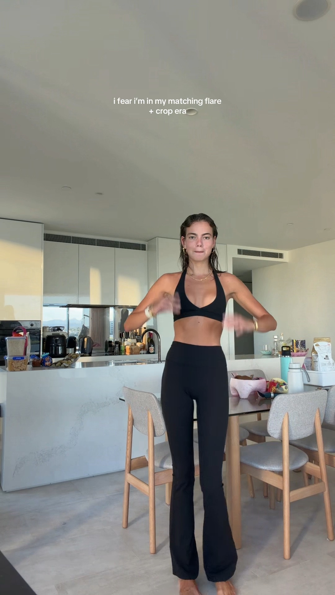 wearing an XS (and a tall in the leggings) 🤭

#LTKtravel #LTKaustralia #LTKsummer