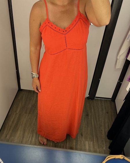 This dress. Looks very expensive. Is linen blend and on SALE at Old Navy! 

Perfect for summer, bridal shower, wedding shower

For reference, I’m 4 ft 11 in and this is the regular length. It’s a midi dress, but would be full length if you are petite. Petite option available as well  

#LTKsalealert #LTKfindsunder50 #LTKwedding
