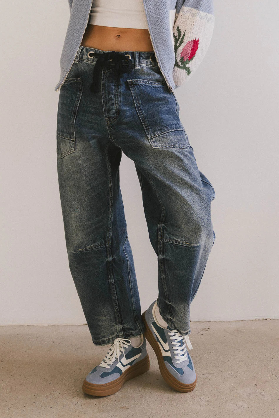 Jocelyn Barrel Jeans in Medium Wash | Böhme US
