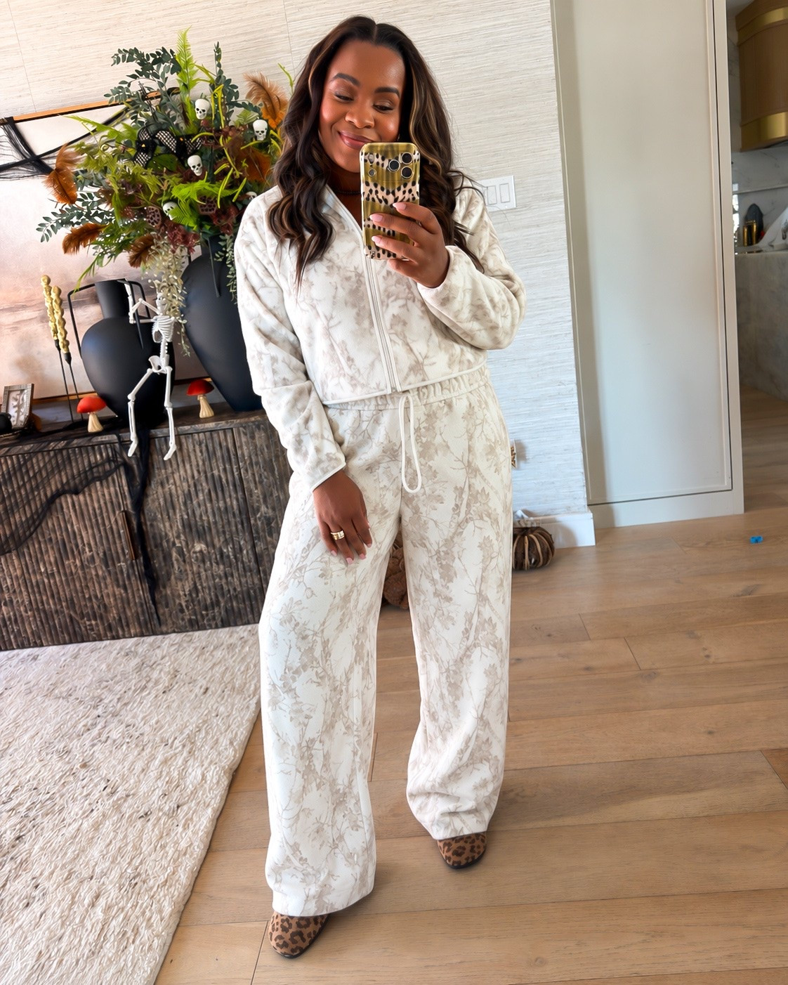 This Walmart hoodie is on sale for just $8! 🙌🏾