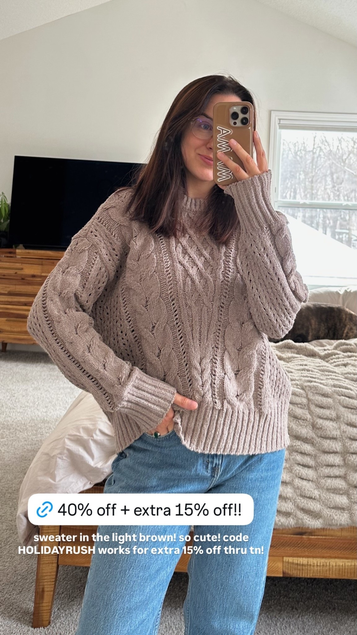 sweater in the light brown! so cute!

#LTKSaleAlert #LTKFindsUnder100 #LTKHoliday