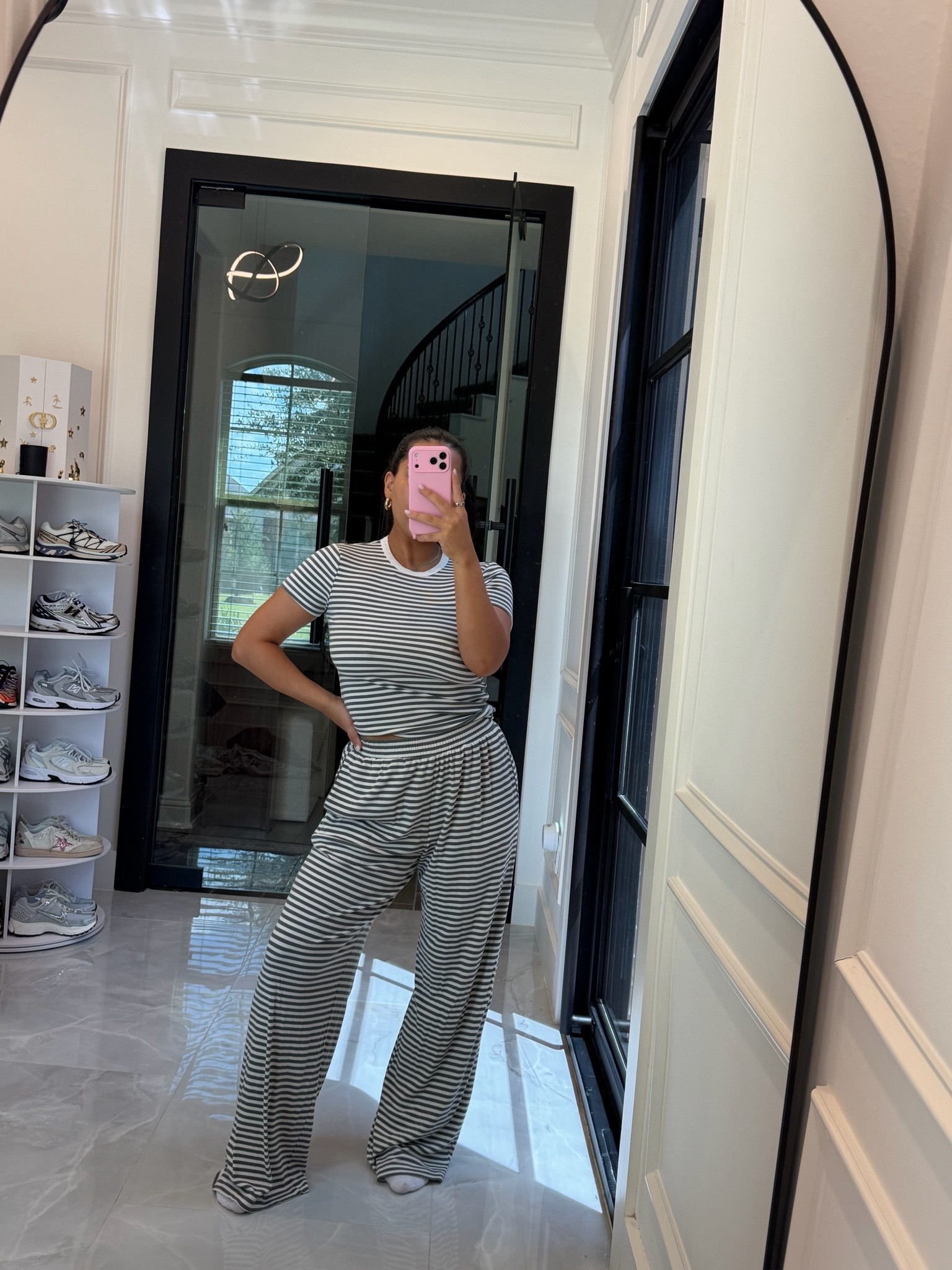 This set feels like butter😍

Abercrombie fall finds
Fall style 
Loungewear
Everyday mom style

#LTKootd #LTKdayinmylife #LTKmomlife