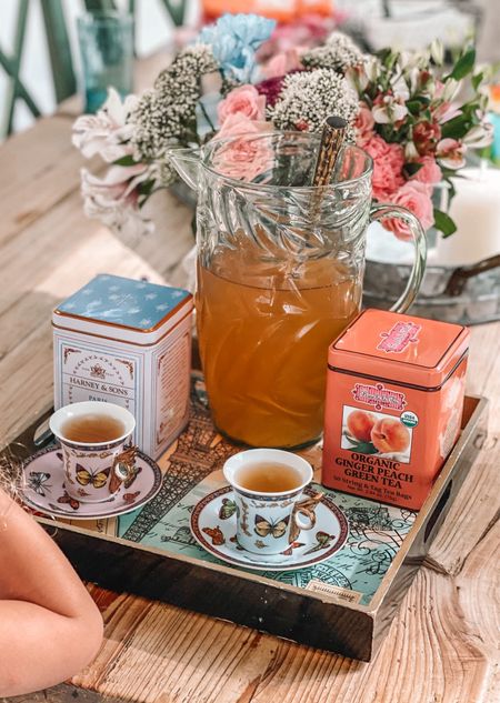 Summer Iced Tea 🍹🍑🍦🌸
Featured are two of my most favorite teas that I brewed together, with a splash of lemon and stevia. The result is a luxurious and silky iced tea that’s above and beyond your usual. Hints of peach, vanilla, and citrus. #ltkfoodie #teas #parisian 

https://liketk.it/4h4ei

#LTKhome