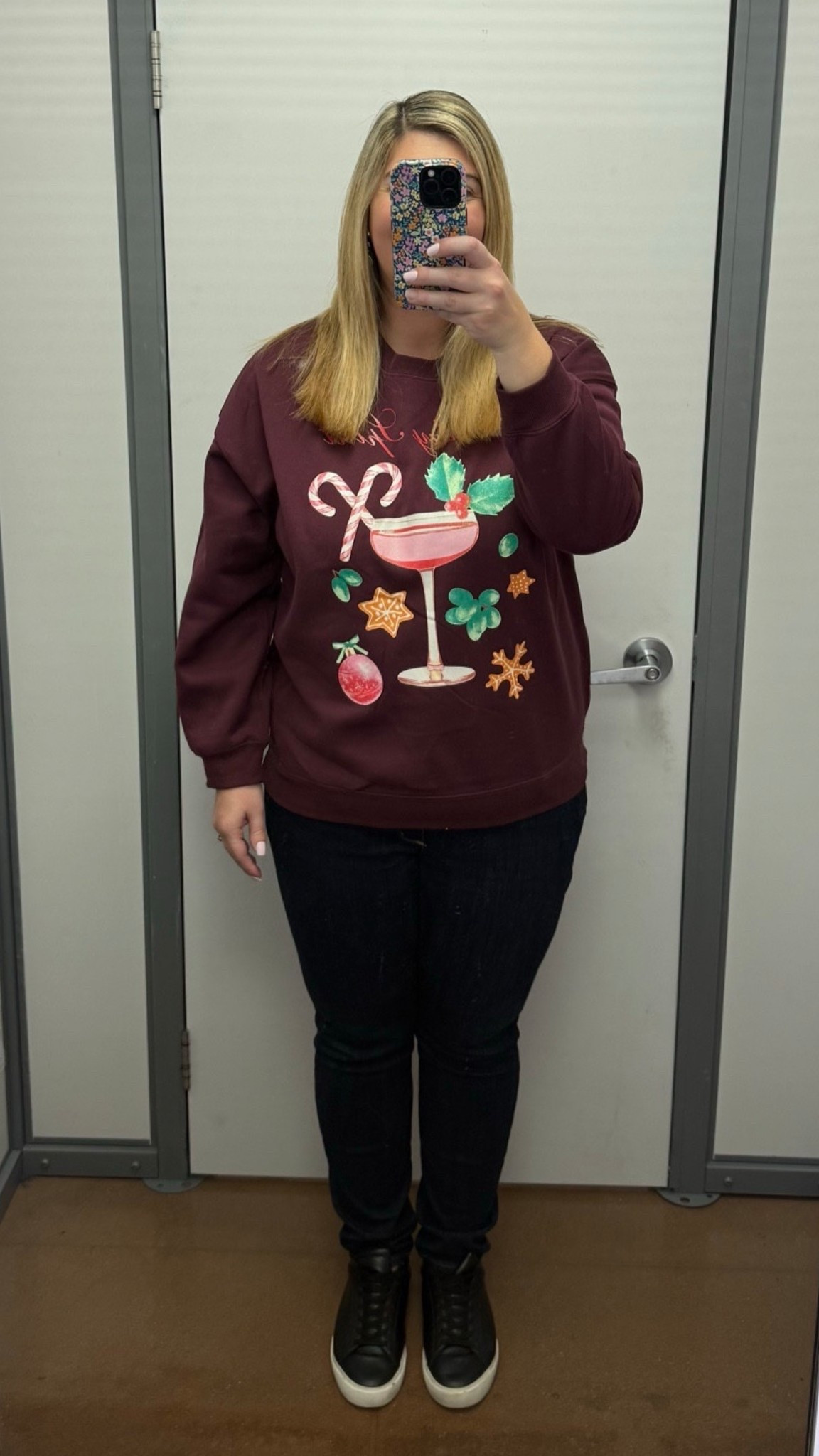 Holiday Spirit Purple Christmas Graphic Sweatshirt (XXS–XXL)

This purple Christmas sweatshirt is perfect if you want a festive look that’s different from red and green. It’s great for casual holiday outfits, work-appropriate Christmas style, and cozy winter days with a pop of color.

#LTKMidsize #LTKPlusSize #LTKSeasonal