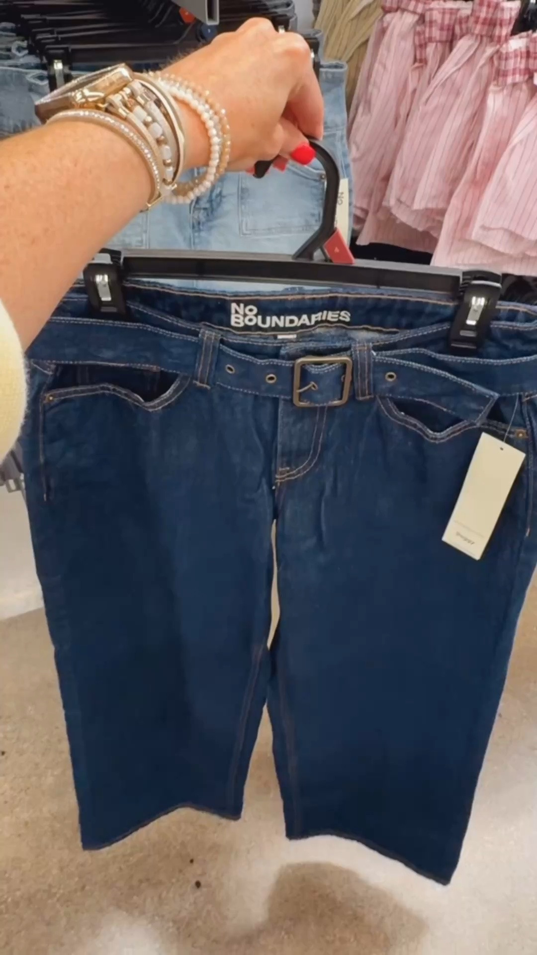 Walmart✨ new no boundaries jeans!

#LTKootd #LTKSeasonal #LTKTravel