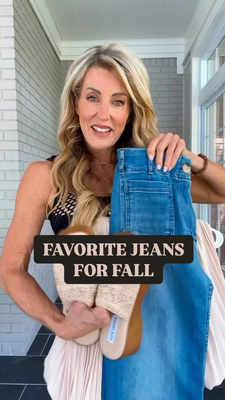 These jeans are my favorite new style I’m wearing on repeat now through Fall. They are so comfortable with just a touch a stretch and the wider cropped length and showcases your shoes!
I paired them with a pleated sleeveless top and casual slides but how cute they will be with ankle boots and a sweater.

✨For info on any of my favorites, click link in my bio, find and follow me in the free @shop.ltk app.
I will also share outfit details in my stories so stay tuned
Finally, I will post in the above “fashion” highlight.

#jeans #denimstyle #jeanoutfit #casualchic #denimlover #ootd #demimfashion #denimlooks #fashioninspo