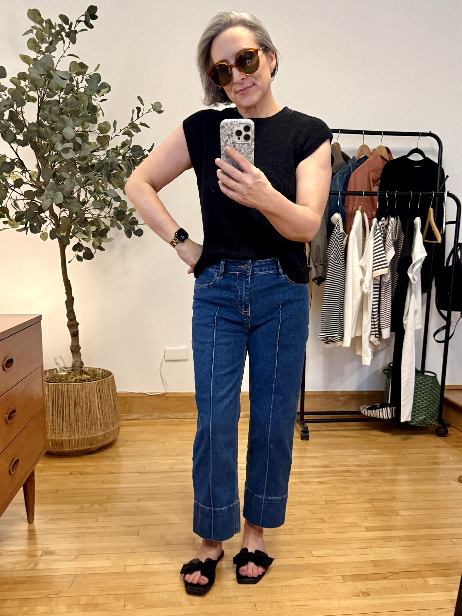 Cute OOTD with these cropped pleated jeans and bow flats ✨

#LTKOver40 #LTKPetite #LTKootd