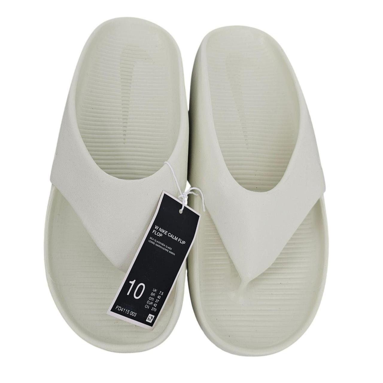 Nike Women's Flip flops - Cream | Depop US