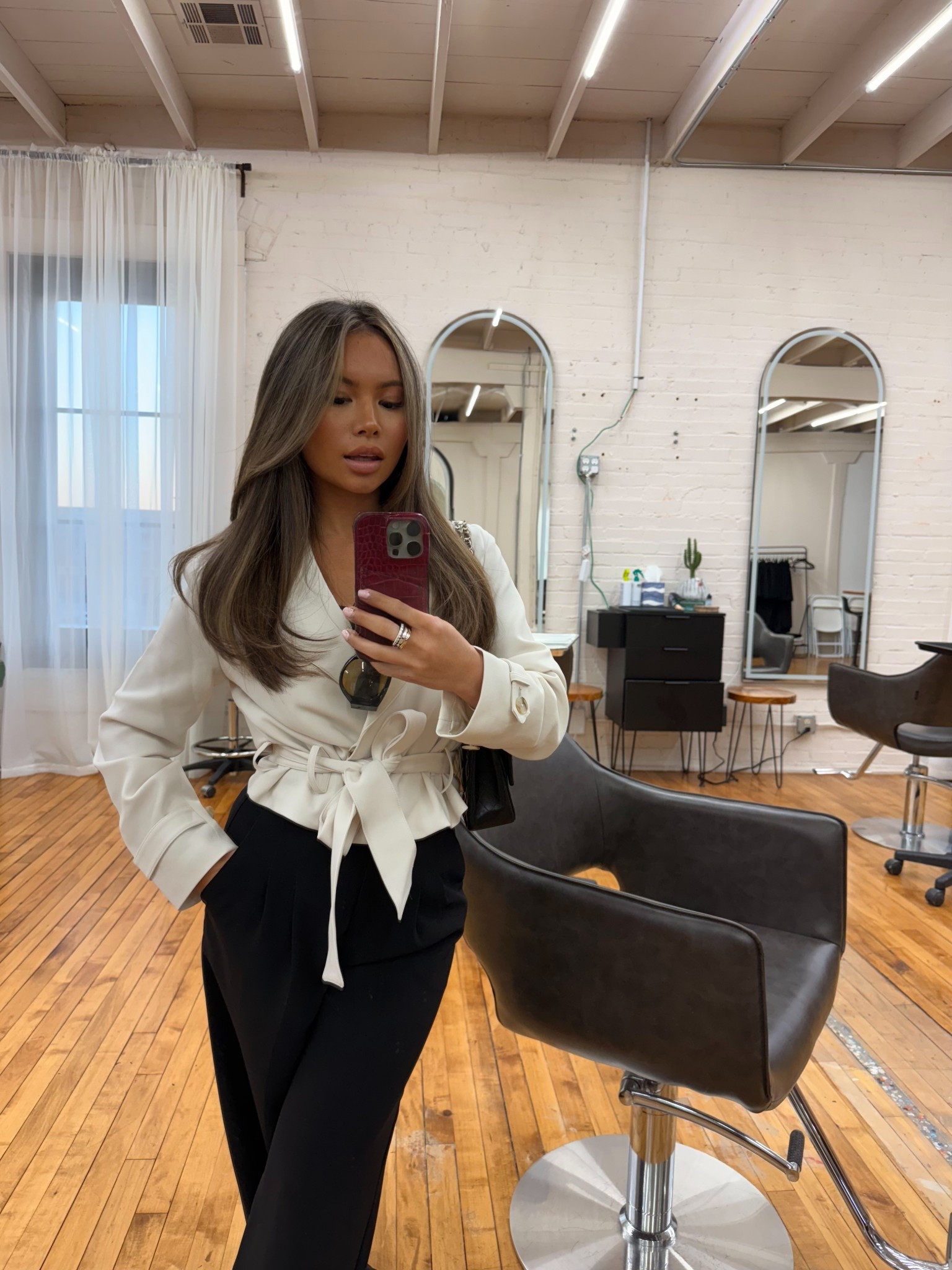 wearing size 2XS in the jacket (color vintage white), pants in 0 short @aritzia #aritziapartner #ad