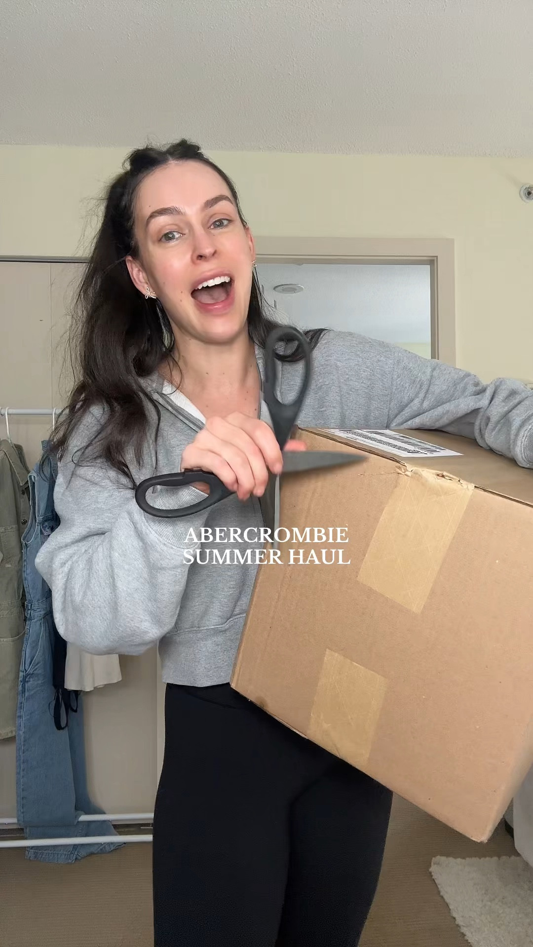 Abercrombie spring and summer haul unboxing!! So many cute pieces!

#abercrombie #abercrombiehaul #abercrombieunboxing #summeroutfits #newsummeritems

#LTKcanada #LTKtravel #LTKsummer
