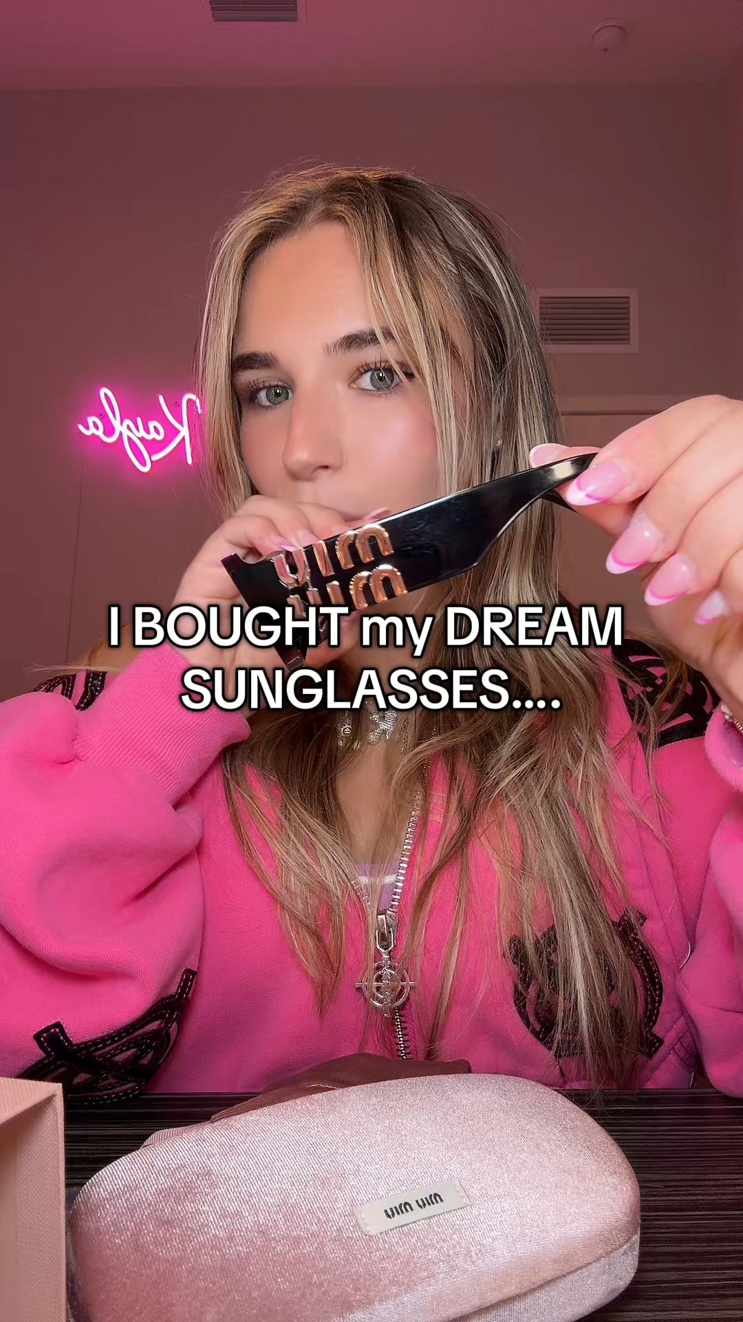 finally bought my DREAM sunglasses & they did not disappoint 

#LTKSeasonal #LTKBeauty #LTKStyleTip