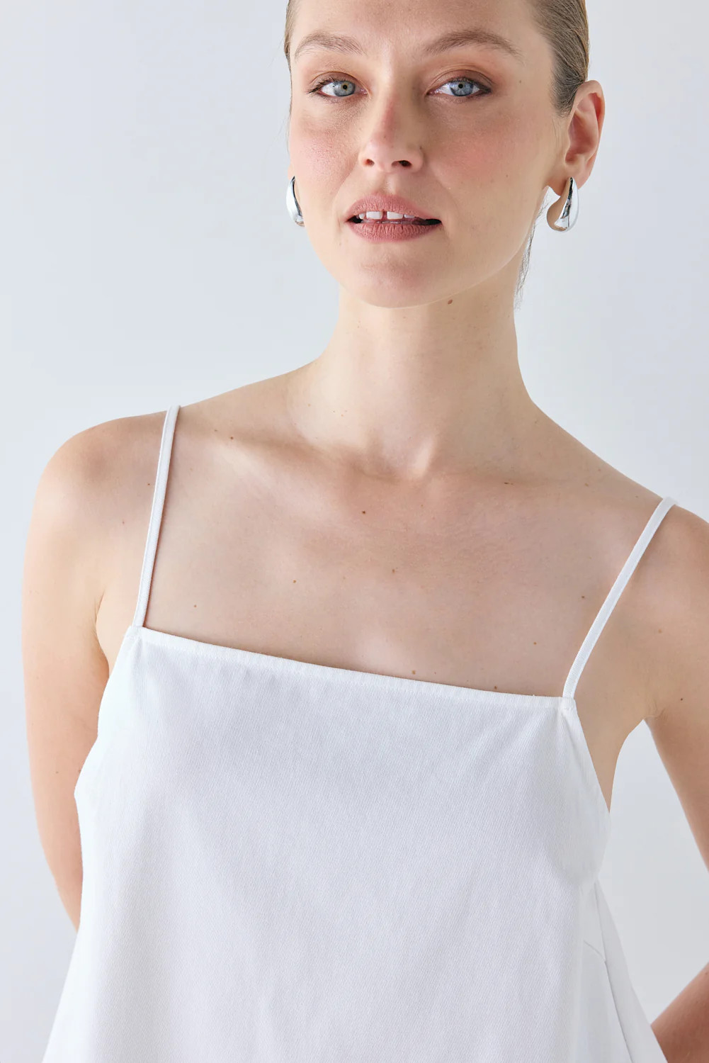 Vivian Tunic Top White | VRG Grl