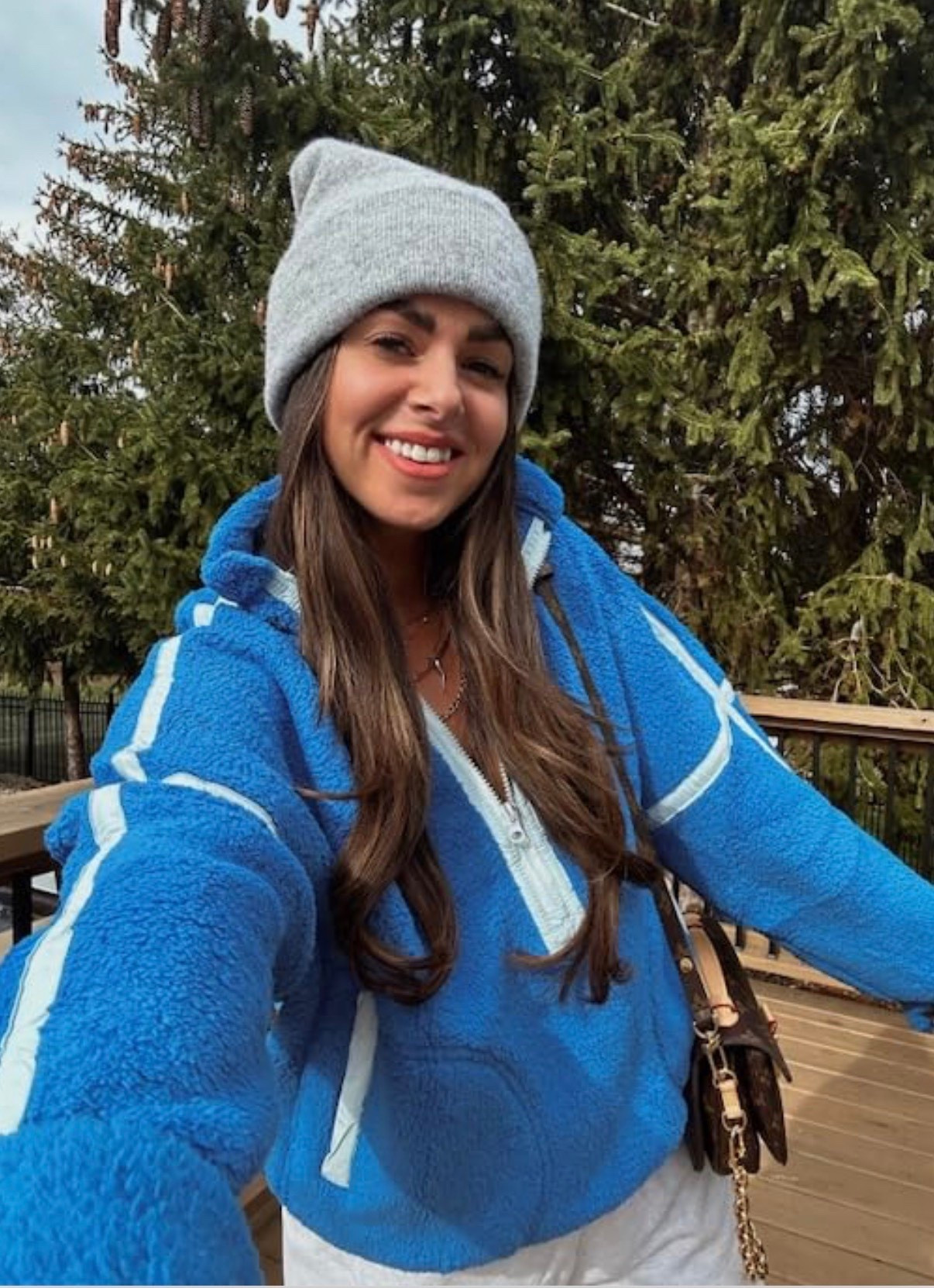 Amazon pullover that looks just like free people in blue ❄️😍 perfect winter color  