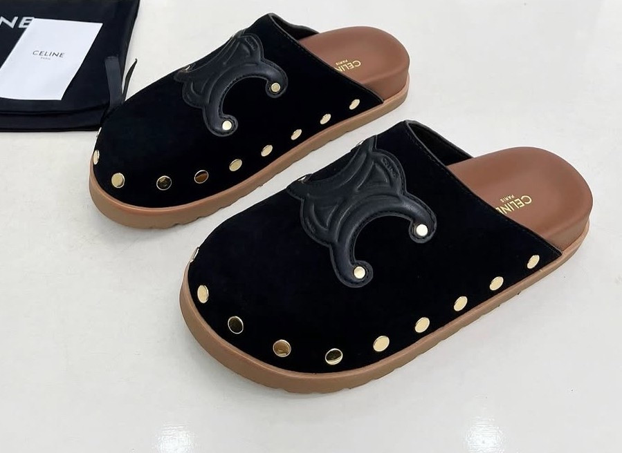 TTS

#LTKShoeCrush #LTKOver40 #LTKStyleTip