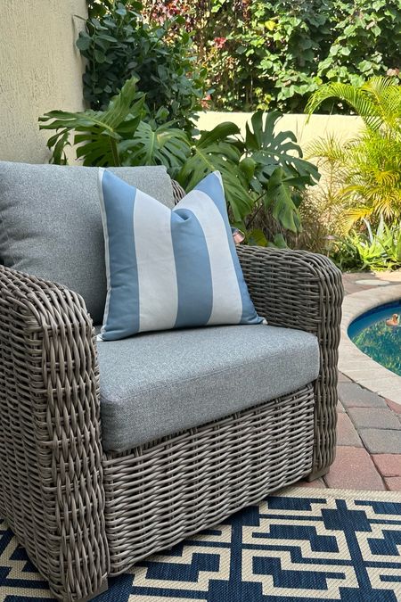Outdoor pillows, outdoor patio furniture, Amazon pillows, Jillien harbor 

#LTKhome