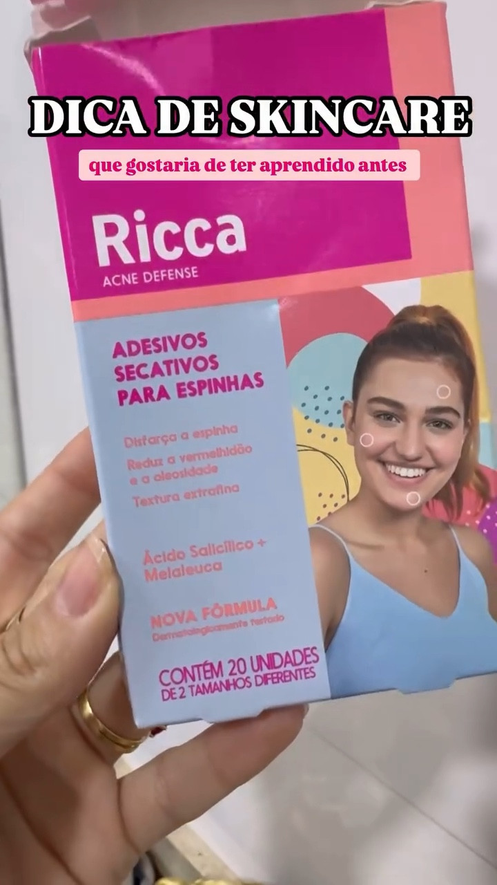 Amiga, sabe aquela espinha que nasce indesejada? Pois eh , esse adesivo aqui retira toda secreção da espinha , fazendo que com seque rapidinho ! Isso mesmo ! Esse adesivo é maravilhoso !

Contém ácido salicílico
Textura extrafina
Reduz a vermelhidão e a oleosidade da acne
Dermatologicamente testado

#LTKpromo #LTKbeleza