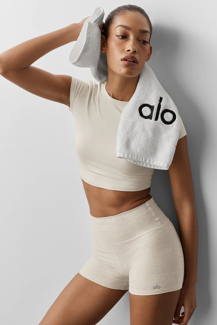 Alosoft Crop Finesse Short Sleeve | Alo Yoga (US)