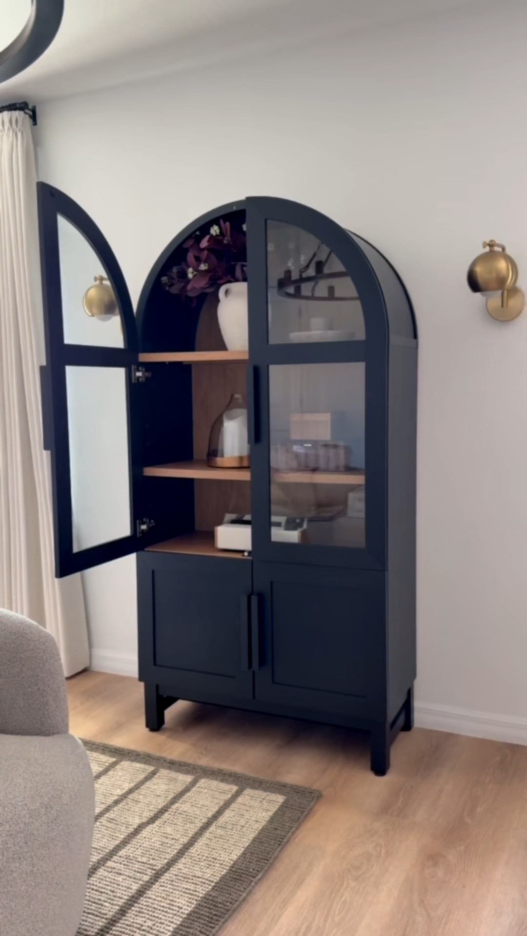 The arched cabinet everyone is talking about!! 🙌





Walmart finds
Home decor
Home refresh
Trendy
Modern decor
Home makeover
Best sellers
Arch cabinet
Living room decor
Bedroom decor
Viral coffee table
Neutral furniture

#LTKHome