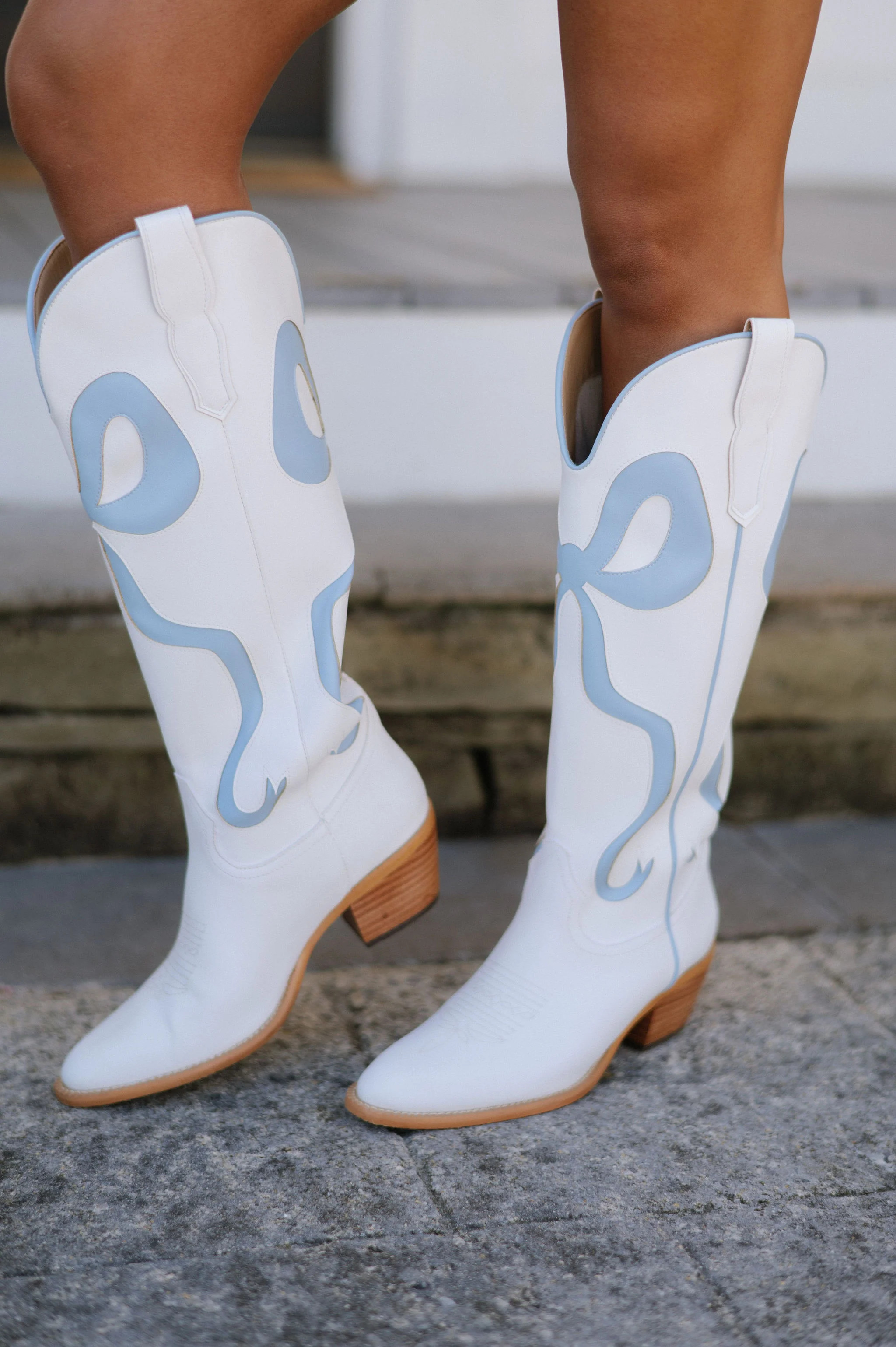 Ruby Bow Boots-White/Blue | These Three