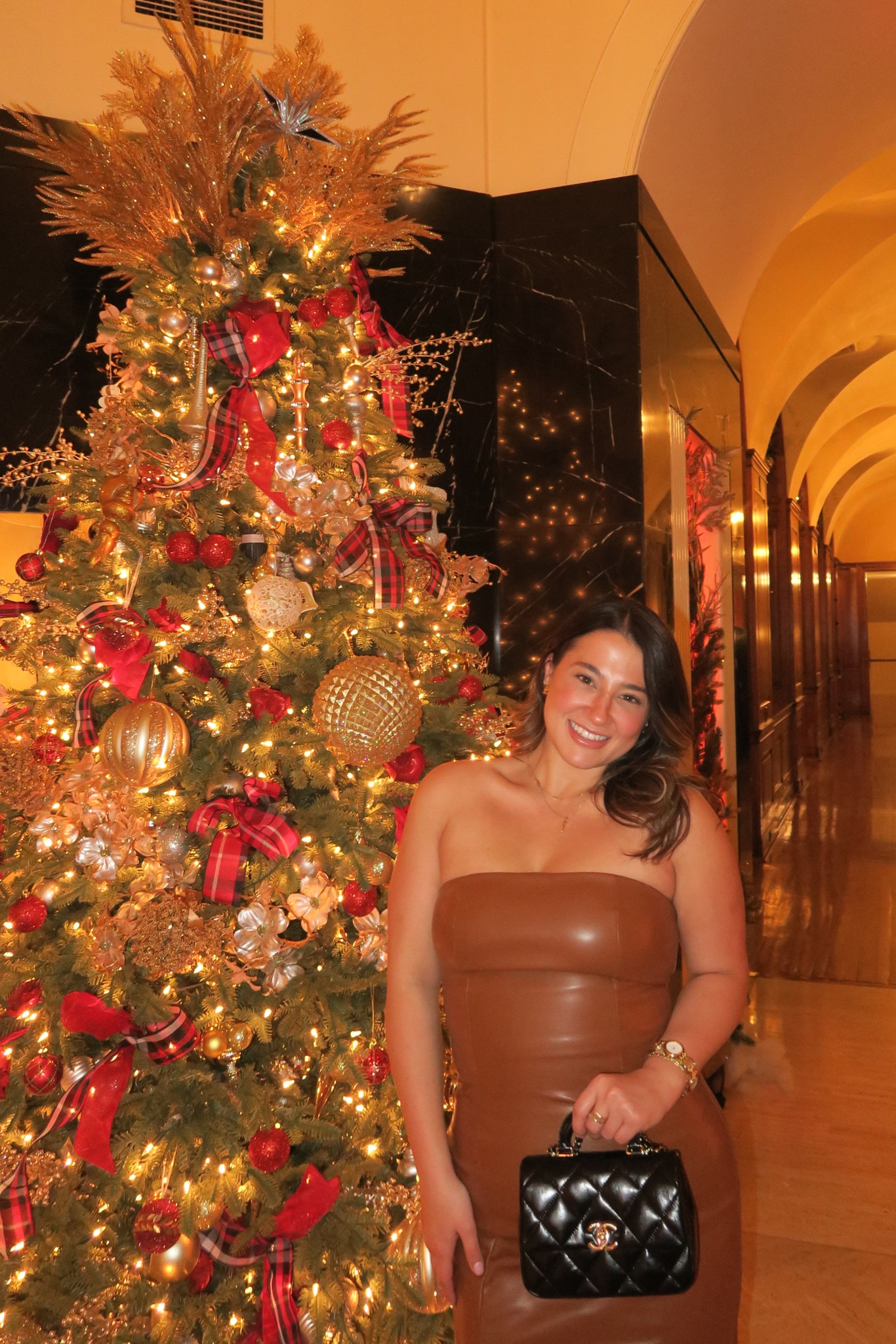 A Christmas vibe 🎄⛪️🎅🏼

#LTKfindsunder100 #LTKSeasonal #LTKstyletip