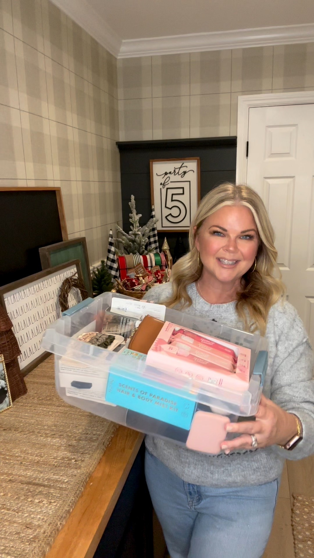 Stocking Stuffers For Her! Teens, Adults, Moms & More! So many fun ideas🎄🎁

#LTKGiftGuide #LTKSeasonal #LTKHoliday