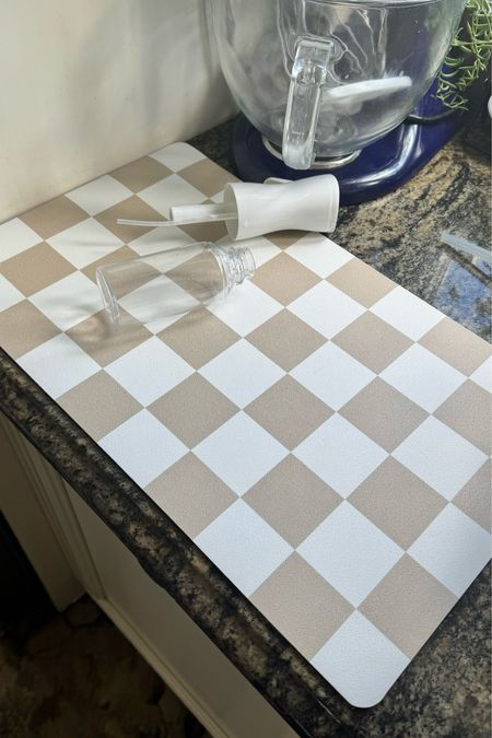 Cutest beige and white checkered drying mat! Works well to absorb. Comes in two sizes and a few different colors.

#LTKhome #LTKU #LTKfamily