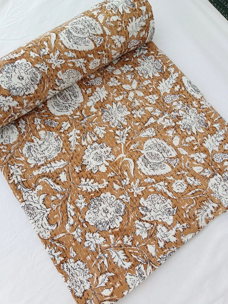 Tan Color Kantha Quilt Bedding Bedspread Queen Size Quilt - Etsy | Etsy (US)