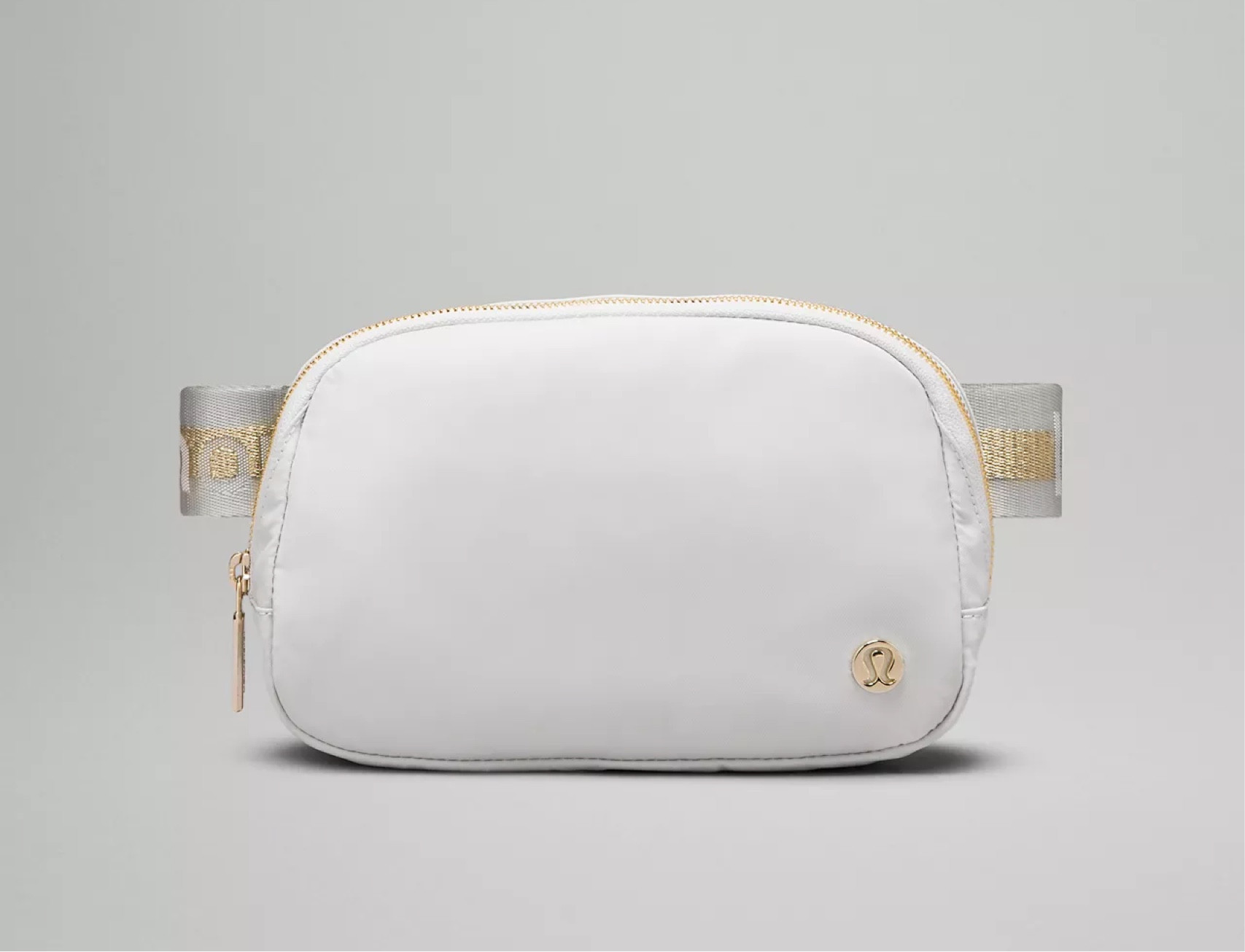 My favorite belt bag on sale for $19-$29

#LTKSaleAlert #LTKFindsUnder50 #LTKActive