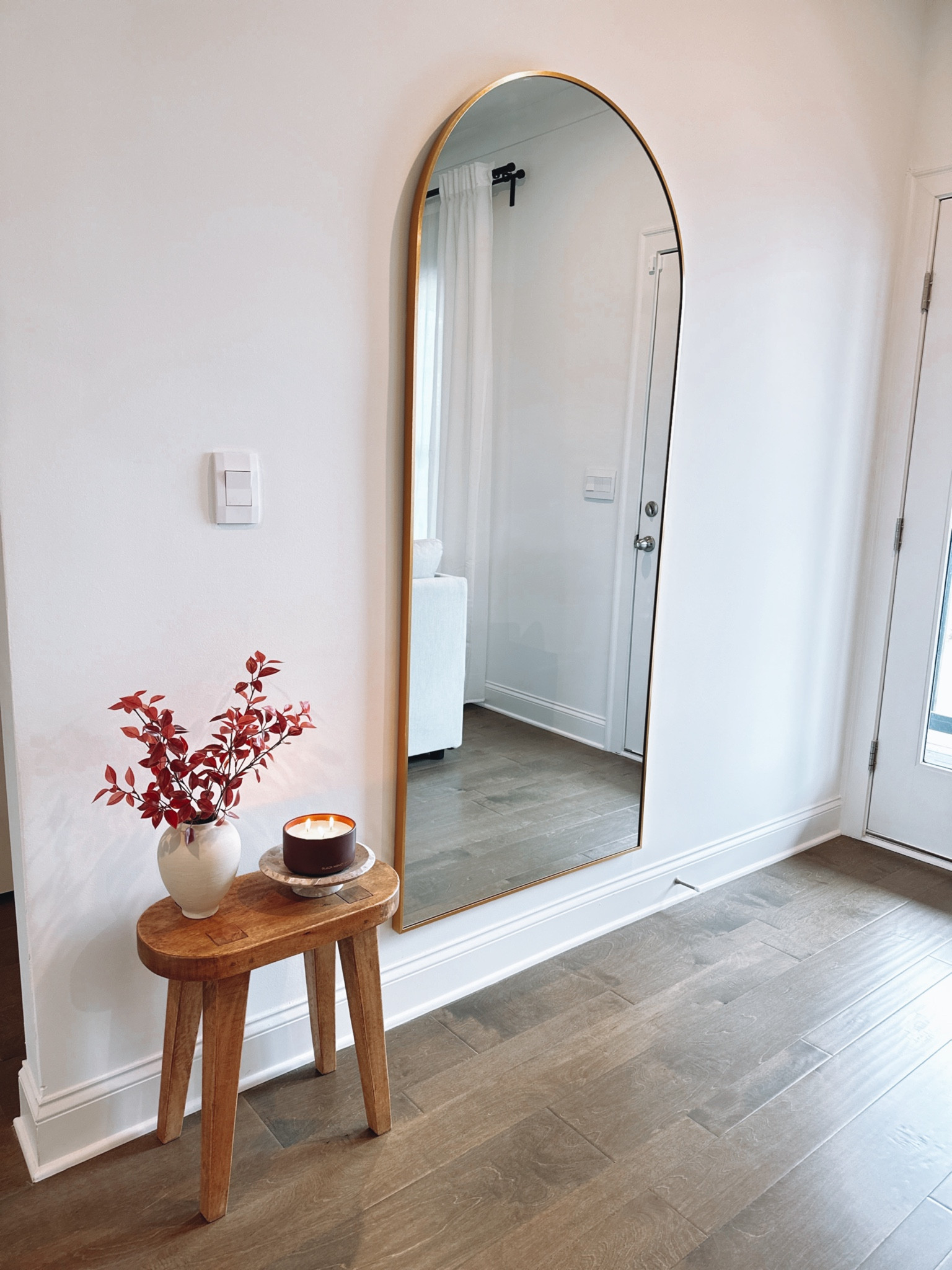 Large Mirror

#LTKstyletip #LTKFind #LTKhome